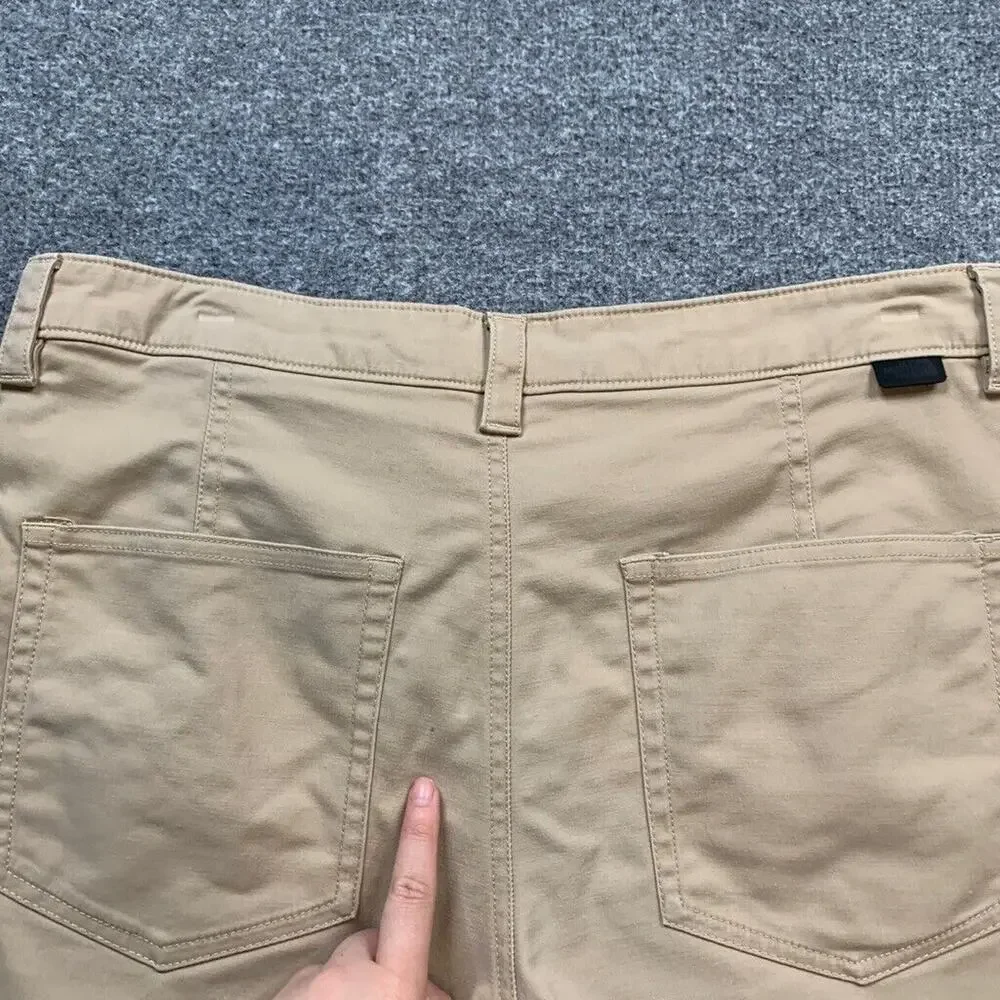 The North Face Shorts Mens 32 Wheat Cotton Stretch Flat Front Casual‎ Walk Chino